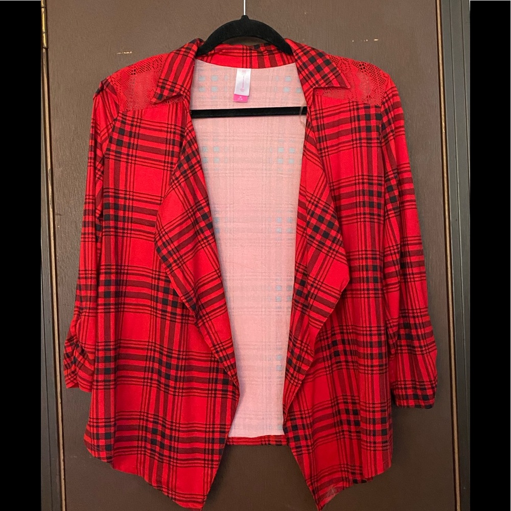 Plaid cardigan with lace shoulder accent